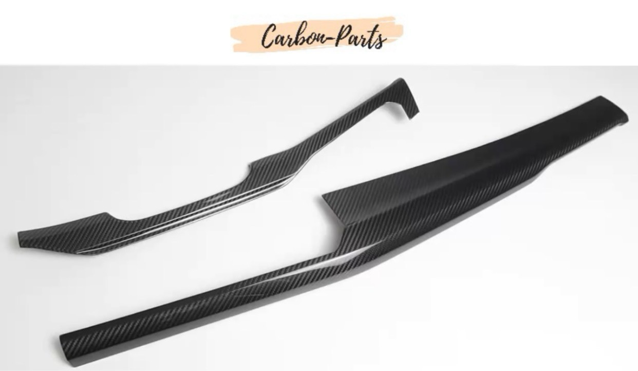 Echt-Carbon Cover für das Armaturenbrett passend für VW Golf 8, GTI, GTD, GTE, R